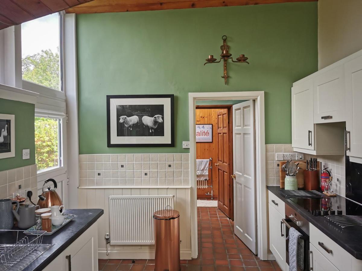 Wellstone Cottages - Jasmine Llanfyrnach Ngoại thất bức ảnh